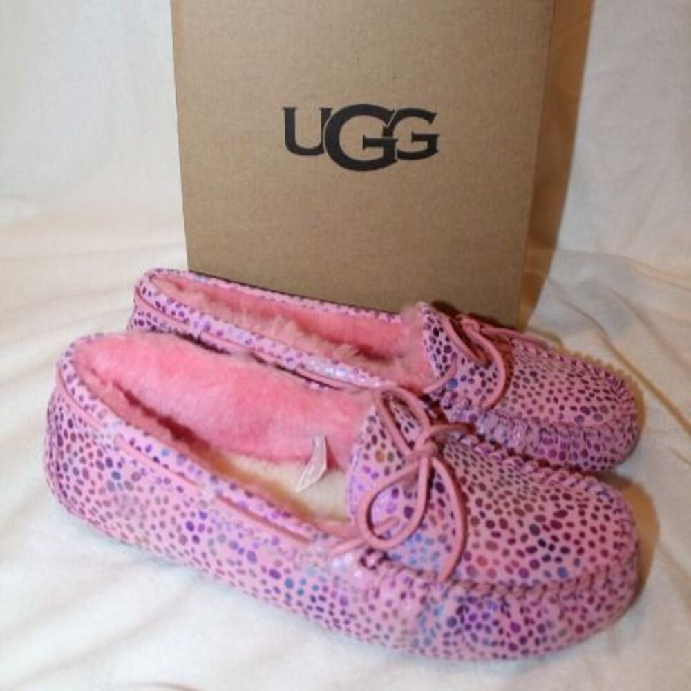 NIB UGG YOUTH 6 WOMEN'S 7.5-8 SPOTTED SUEDE SHEARLING SLIPPERS PINK